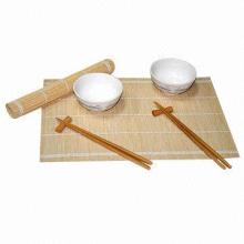 Tableware Set with Bamboo Placemats
