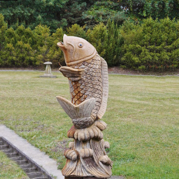 High quality garden abstract stone fish art statue fish sculpture