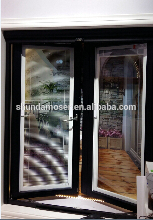 Thermal break aluminum casement window with inside louver and invisible fly screen