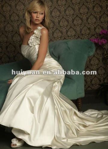 new flower ball gown one shoulder ivory wedding dress