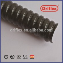 Vacuum jacketed flexible conduit