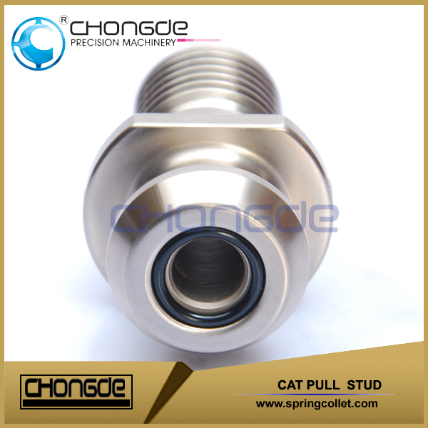 CAT Pull Studs dans l&#39;adaptateur de machine CNC