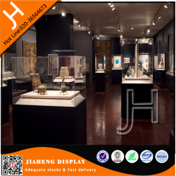 Art exhibit collectors museum display cases
