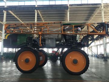 Self-propelled Pesticide Sprayer for Agriculture