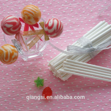 White lollipop candy sticks