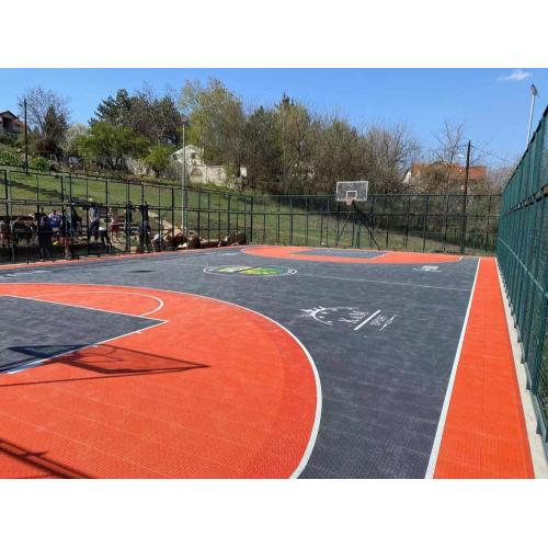 Materiale in campo in tribunale Plastica intrecciata PP PP piastrelle da basket pavimenti elastica esterna