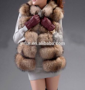 YR432 Retail and Wholesale Sleeveless Wild Style Raccoon Fur Vest