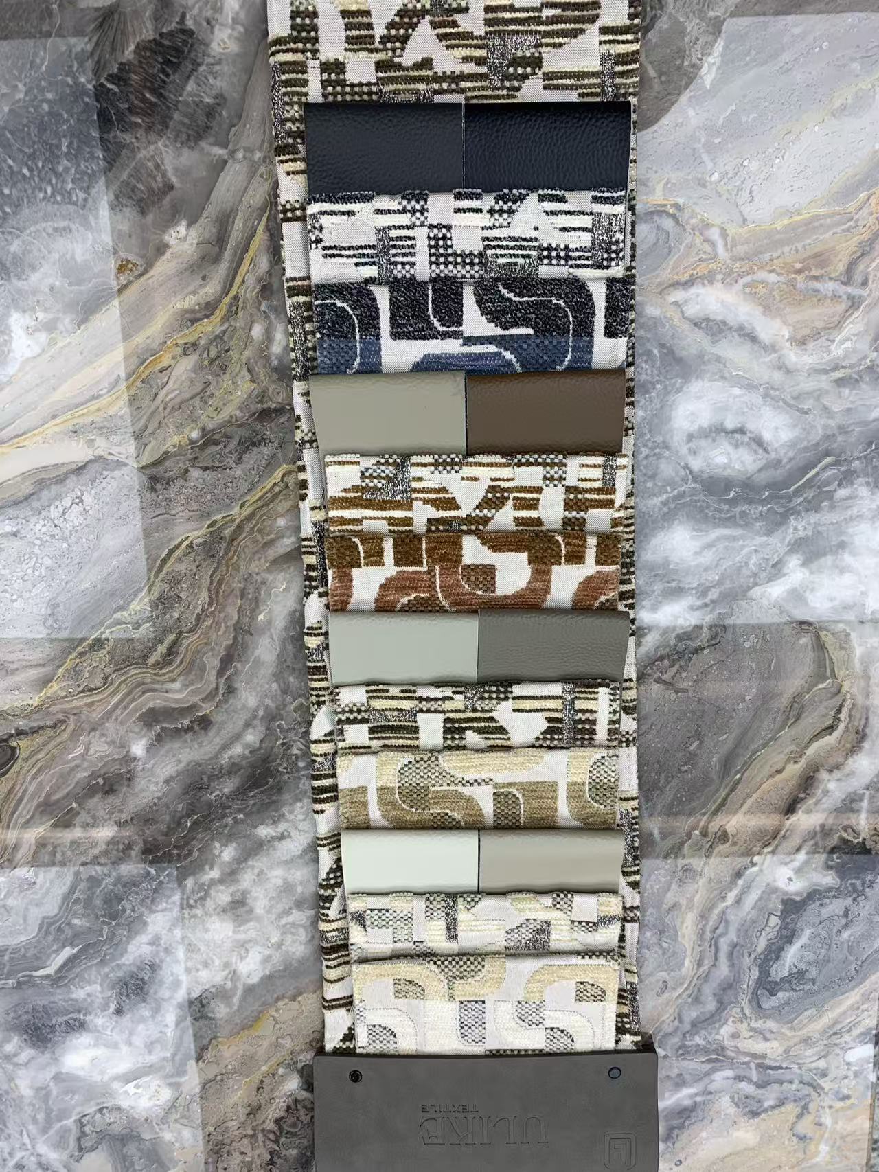 আধুনিক বিমূর্ত প্যাটার্ন লেথারেট ফ্যাব্রিক গৃহসজ্জার সামগ্রী ফ্যাব্রিক Modern Abstract Pattern Leatherette Fabric Upholstery Fabric