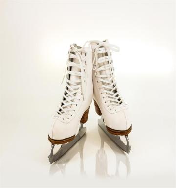 HOT  SALE FIGURE SKATES