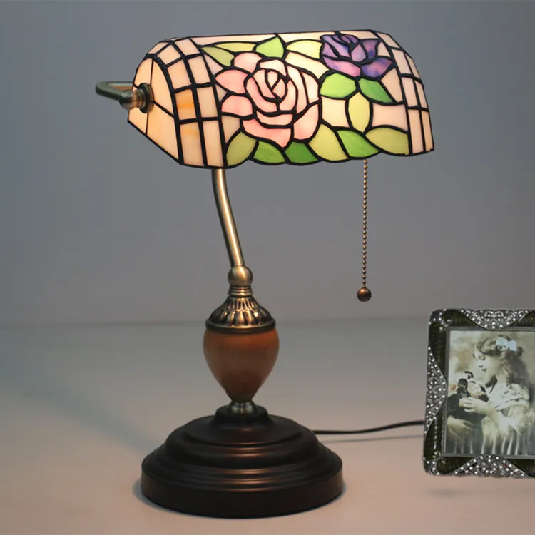European Bank Lights, Artistic Bars and Cafes, Nostalgic Desk Lamps