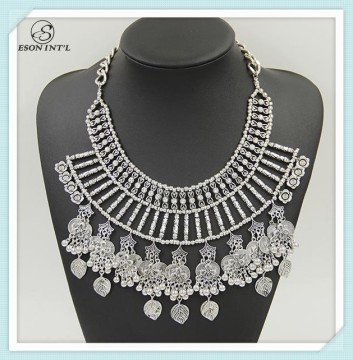Fashionable Vintage Lady Bohemian Bib Alloy Silver Leaf Necklace