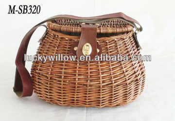 Classical wicker handbag & satchel