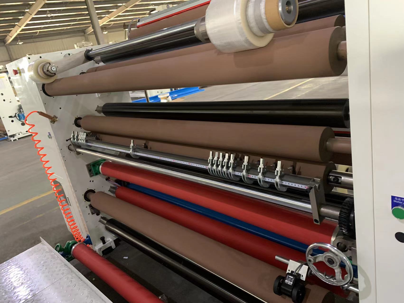 이중 스핀들 테이크 업 슬라이터 Double spindle take-up slitter