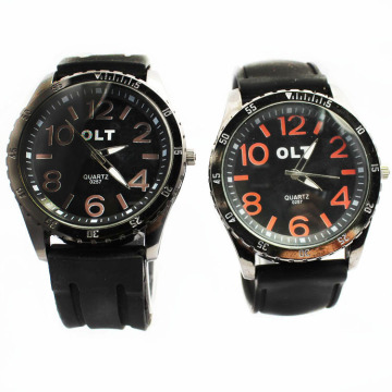 Hot Sale Business Men Silicone Wrist Watch Gifts