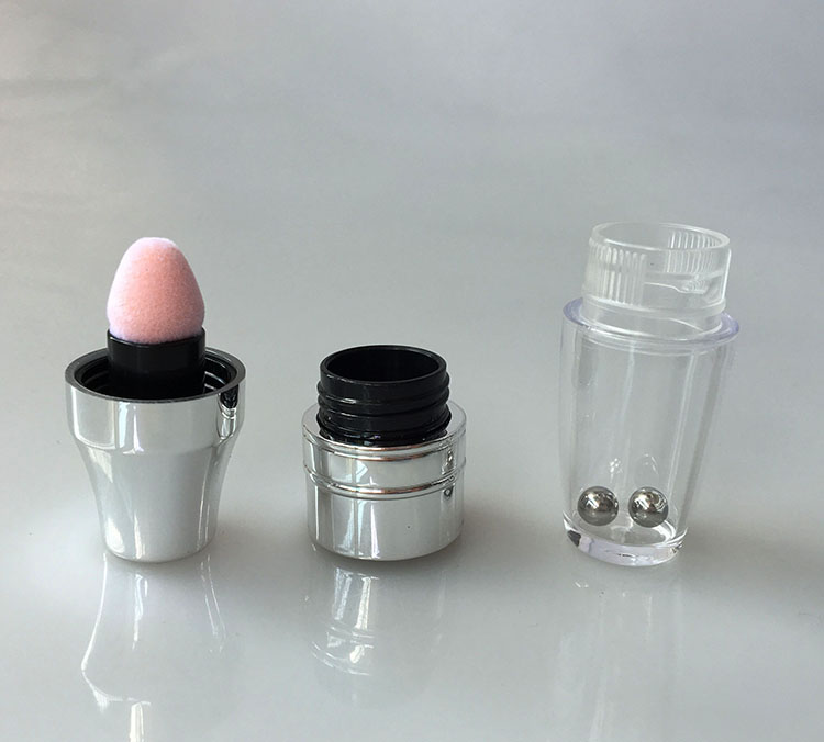 LIP GLOSS CONTAINER