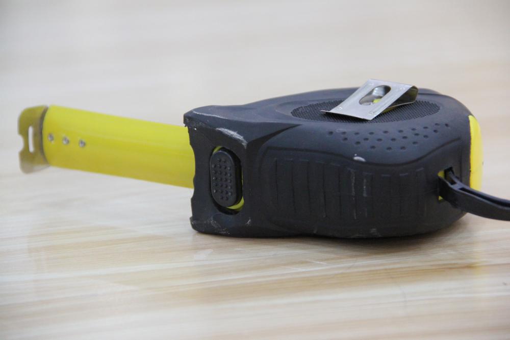 Tape Locking measure tap