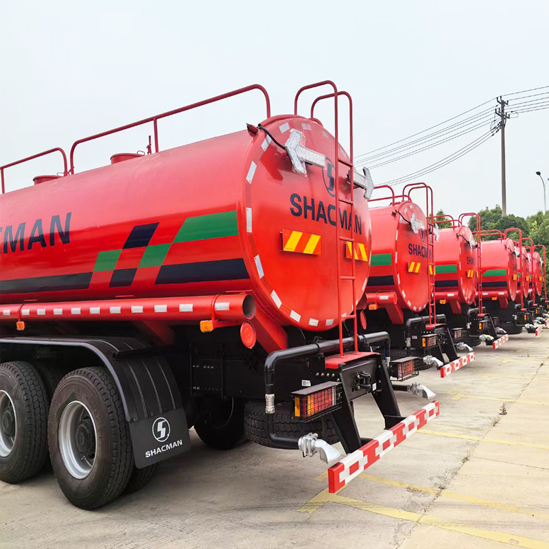 Shacman Water Truck (1) SHACMAN Water Truck (1)