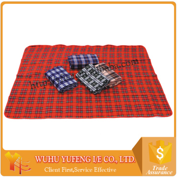 Cheap Fleece Fold Up Beach Picnic Mat