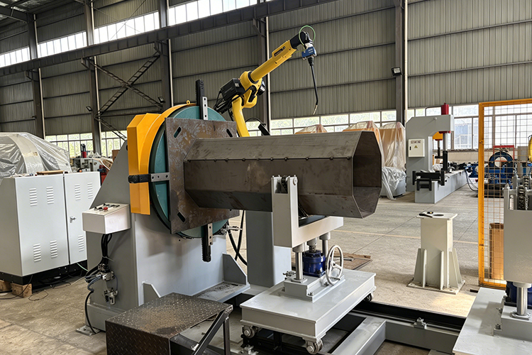 Flange welding machine Flange welding machine