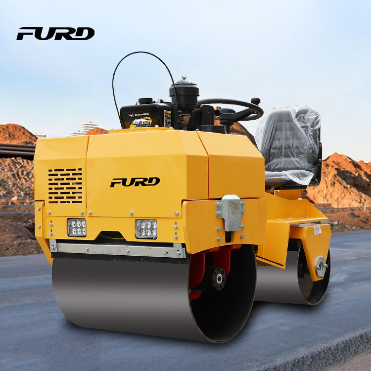 Fácil operación de conducción de 700 kg en el roller de carretera compactador