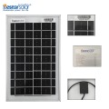 5w mini painéis solares no telhado da casa