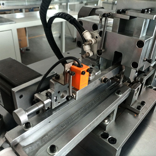 Automatisch plastic ritssluiting ultrasone open uiteinde snijmachine