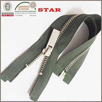 non-ferrous zipper