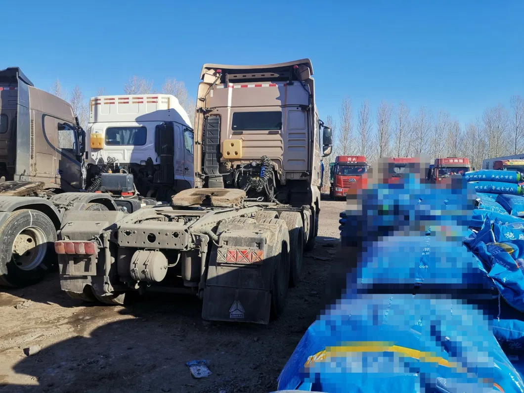 Gold Color Used Sinotruk HOWO Heavy Cargo Tractor Trucks 480HP Trailer Head in Cheap Price for Tow