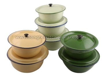 Enamel Footed Bowl With Cover Plain