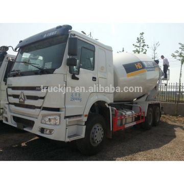 China daewoo concrete pump truck 2016