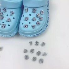 Custom DIY Eco-friendly PVC Buttons with Rhinestones and Croc Patterns for Clog Shoes