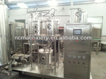 Carbonated drinks mixing machine