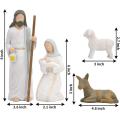 Mary ôm em bé Jesus, lừa và một con cừu