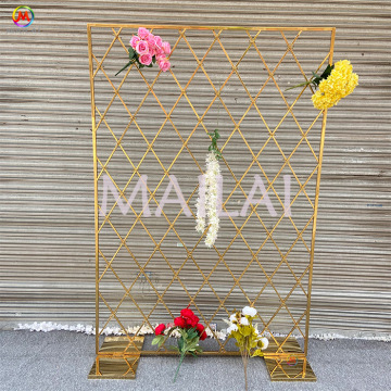 Exquisite Gold Wedding Backdrop: Stainless Steel Candle Holder Decoration