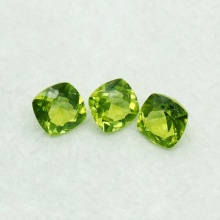 Wholesale Natural Peridot Fat Square Faceted Cut