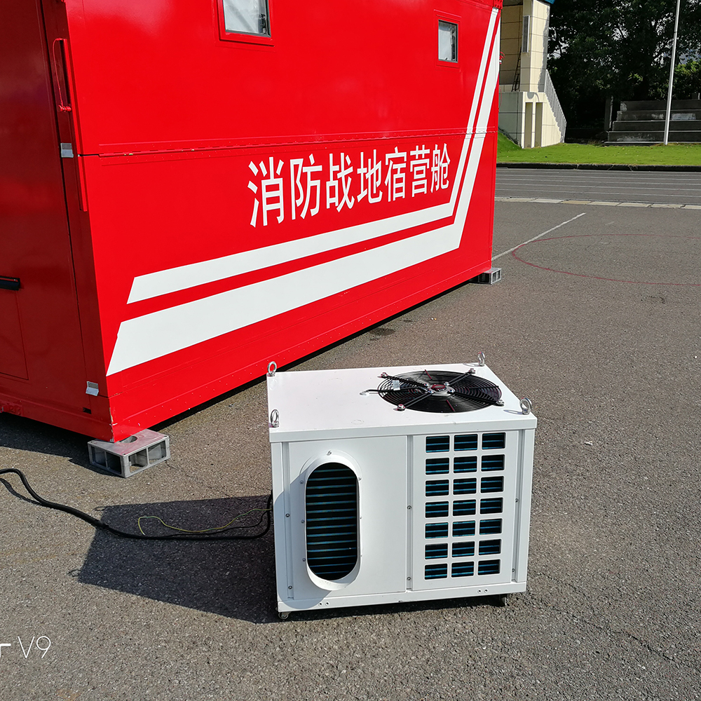 Tienda de campaña Use unidades portátiles de aire acondicionado para acampar