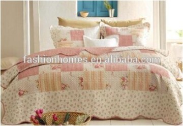 Cheap handmade patchwork polyester printed quilt