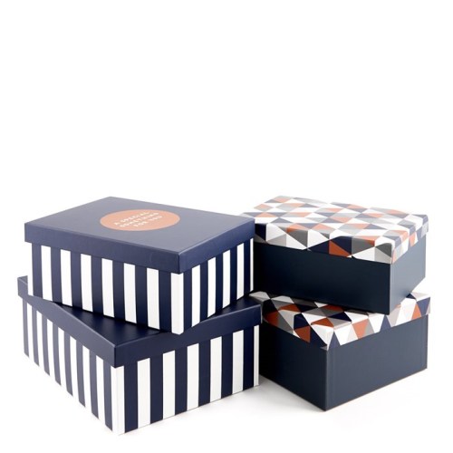 Premium customised cardboard gift box with lid