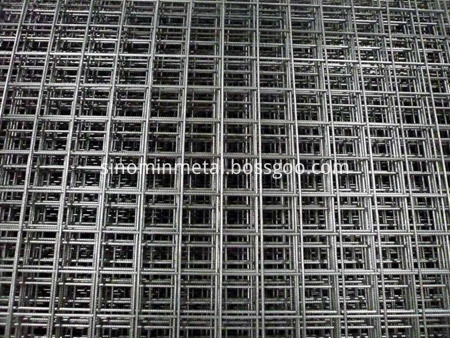 Crimped-Wire-Mesh1-300x224