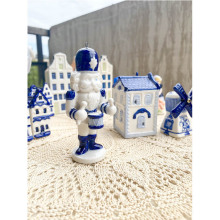 Ceramic House Figurines: Creative Porcelain Statues for Home & Office Decoration
