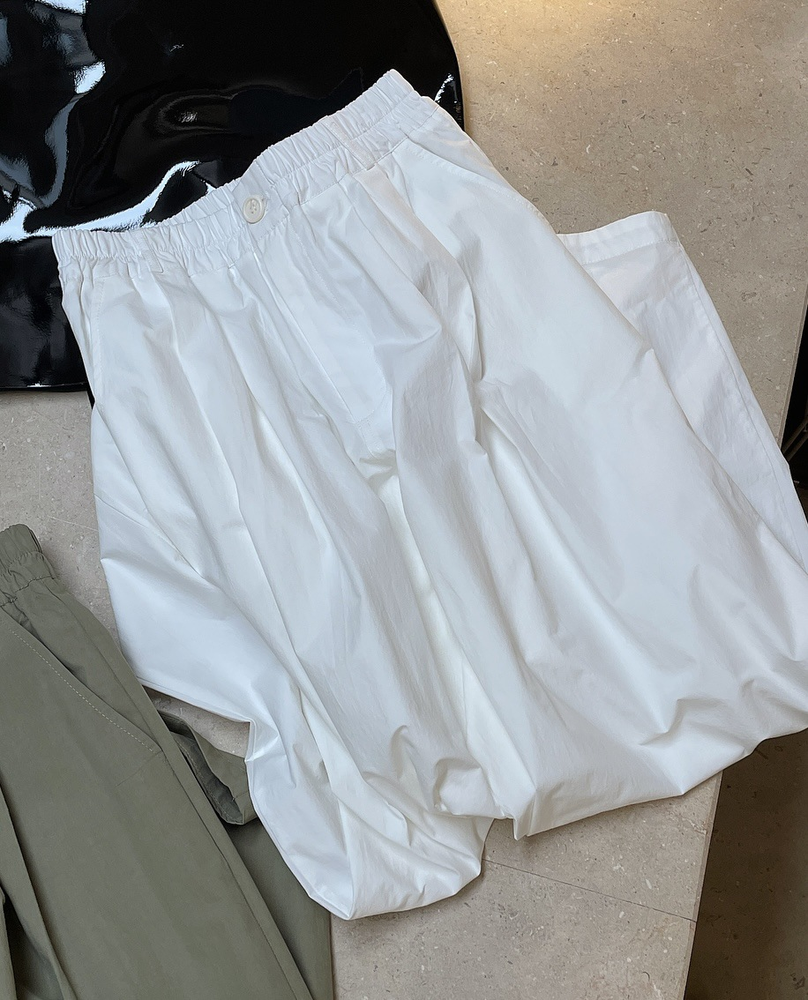 Широкие брюки шикарного минималистского силуэта в японском стиле Japanese-Style Chic Minimalist Silhouette Wide Leg Pants
