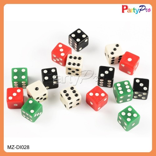 2015 New Design Acrylic 12mm Square Corner Game Dice