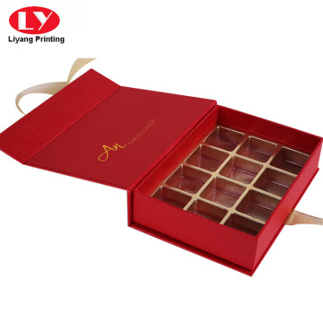 Caixa de chocolate de papelão de luxo vermelho com divisor de bolhas