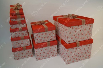 Butterfly-knotted linen gift box