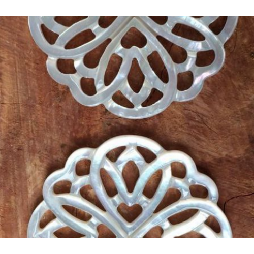 Shells are carved with shells