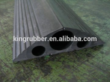 Rubber wire cable ramp