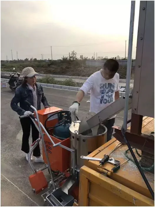 Termoplastik Yol İşaretleme Boyalar Makine Kazanı