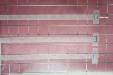 Guangzhou PVC display plastic Clip strips Injection molded moulded clip strips