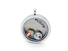 Floating locket pendant jewelry set