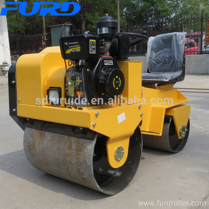 Road Roller Used for Press Ground (FYL-850)